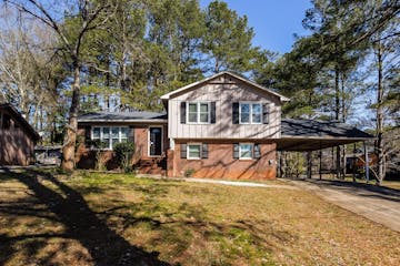 537 Plainville Dr SW Atlanta, GA 30331